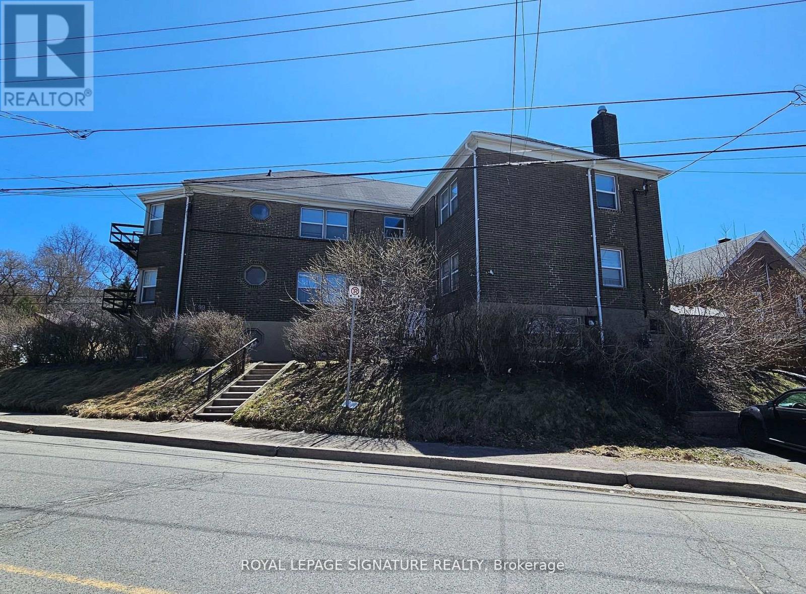 99 Douglas Street, Greater Sudbury, Ontario  P3E 1E9 - Photo 7 - X12435469