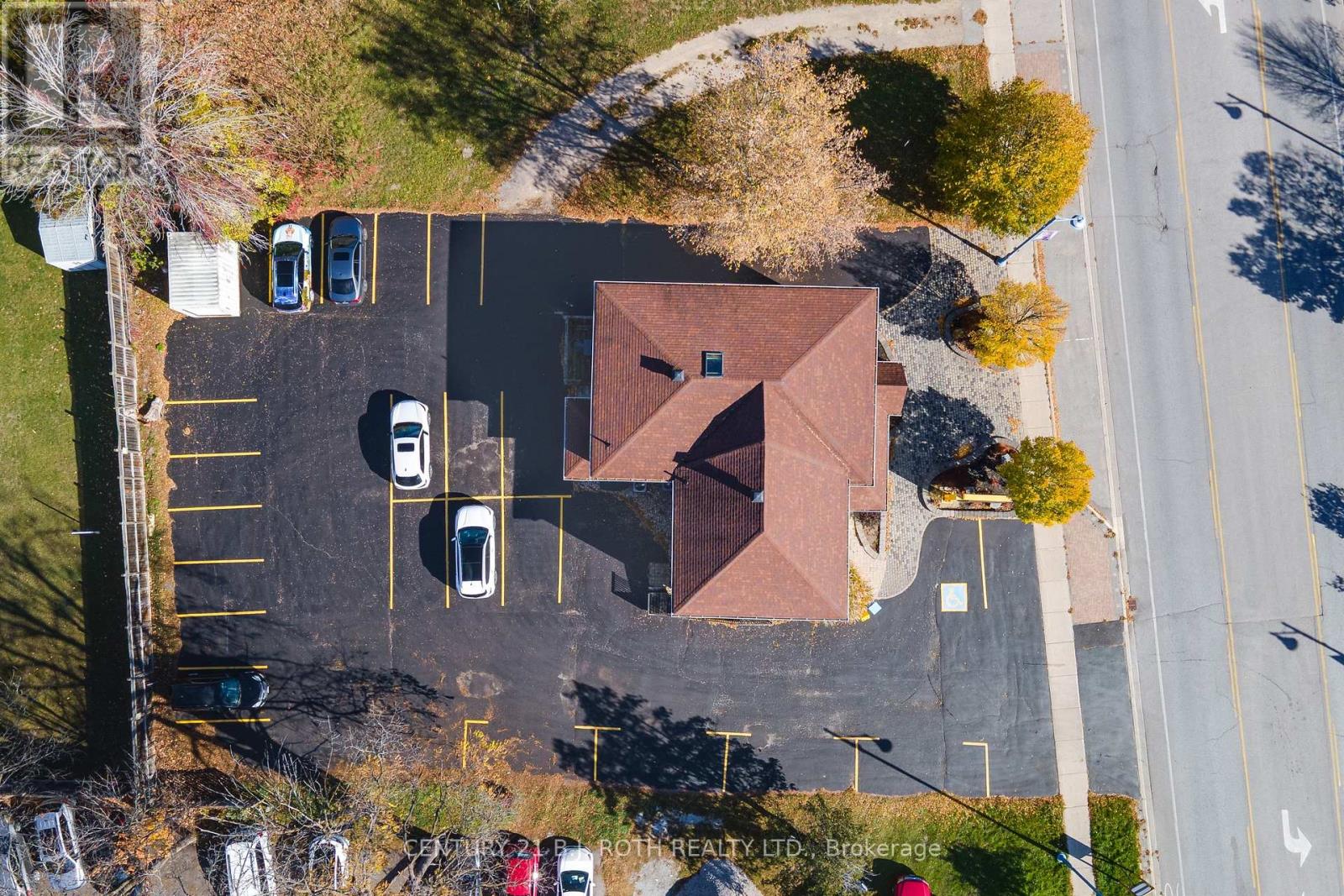 888 Innisfil Beach Road, Innisfil, Ontario  L9S 2C2 - Photo 8 - N12519002