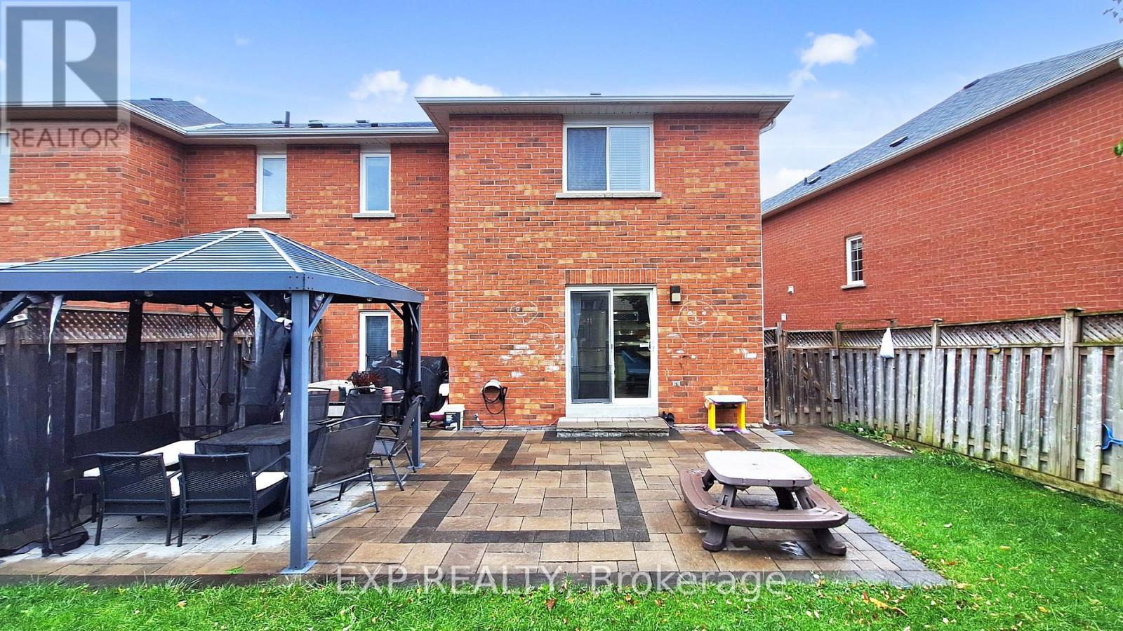 242 Marble Place W, Newmarket, Ontario  L3X 2Y3 - Photo 23 - N12519048