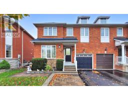 242 MARBLE PLACE W, Newmarket, Ontario
