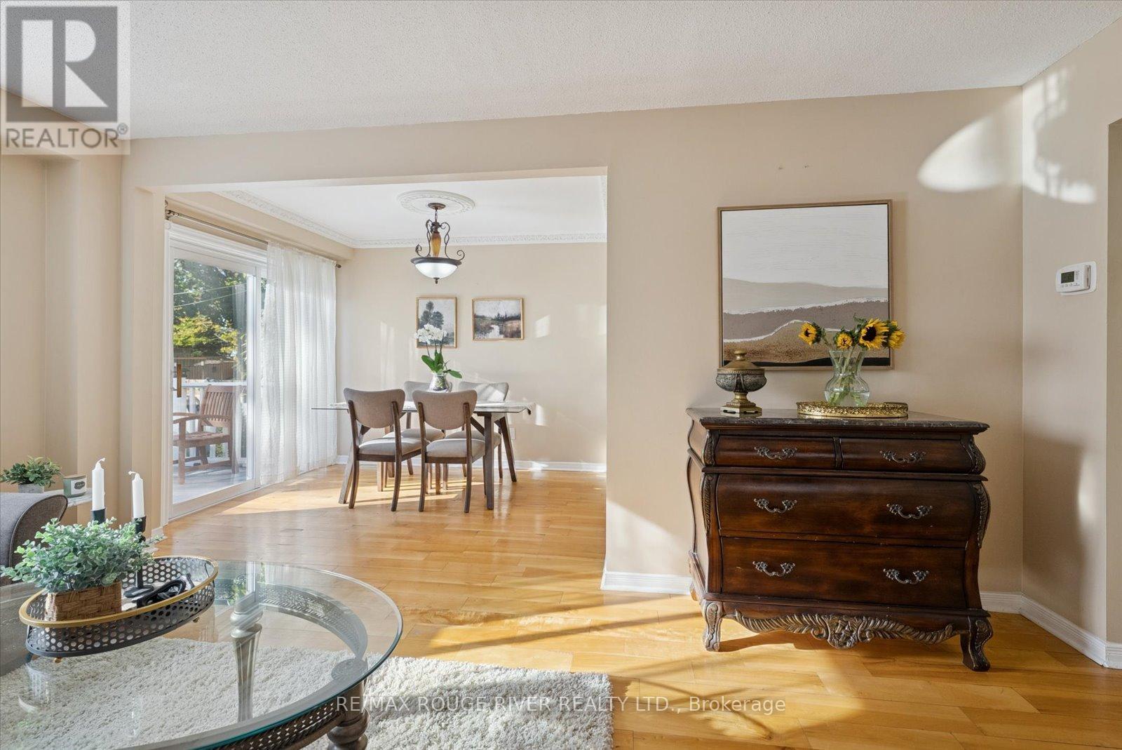 55 Loscombe Drive, Clarington, Ontario  L1C 3S8 - Photo 5 - E12487763