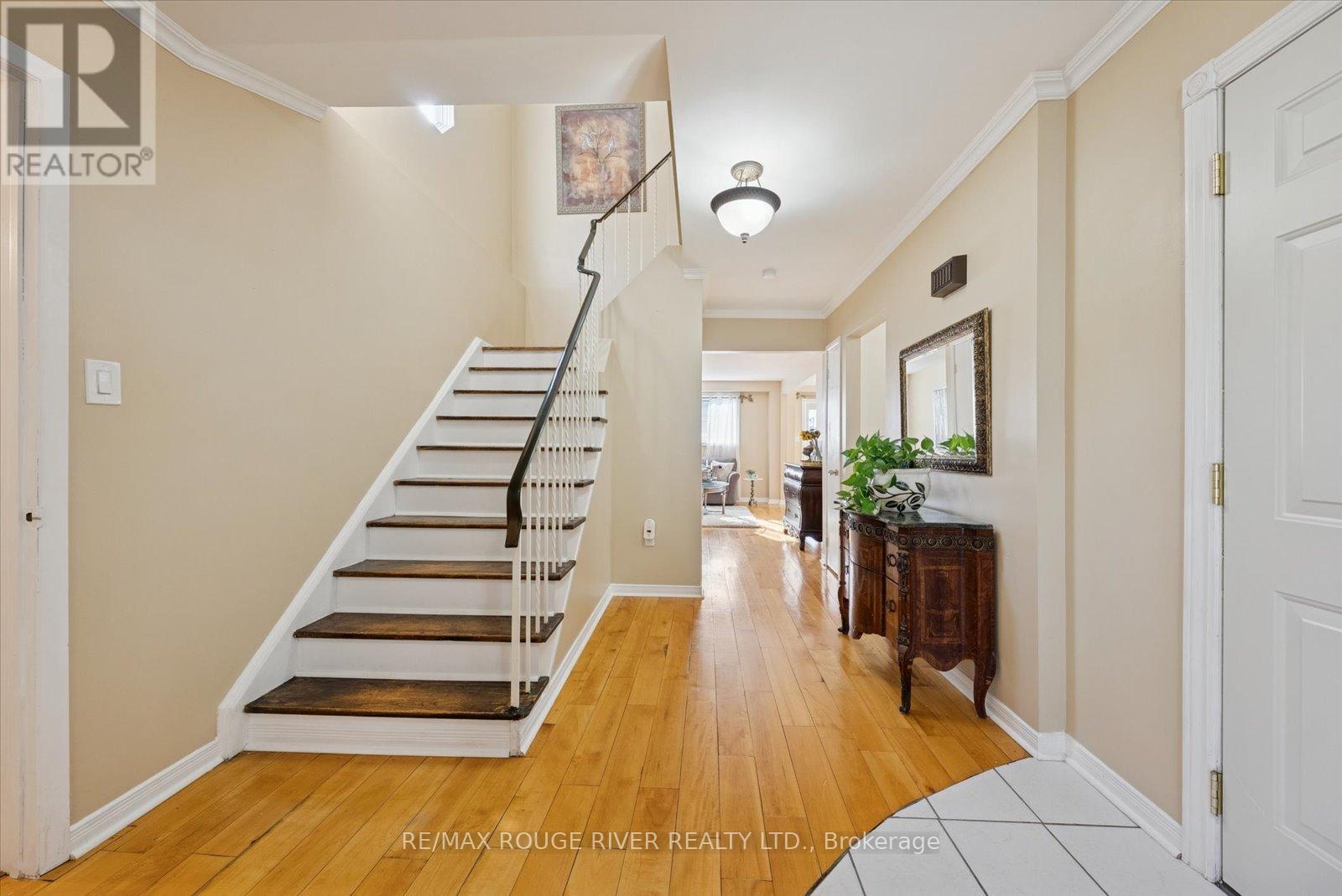 55 Loscombe Drive, Clarington, Ontario  L1C 3S8 - Photo 3 - E12487763