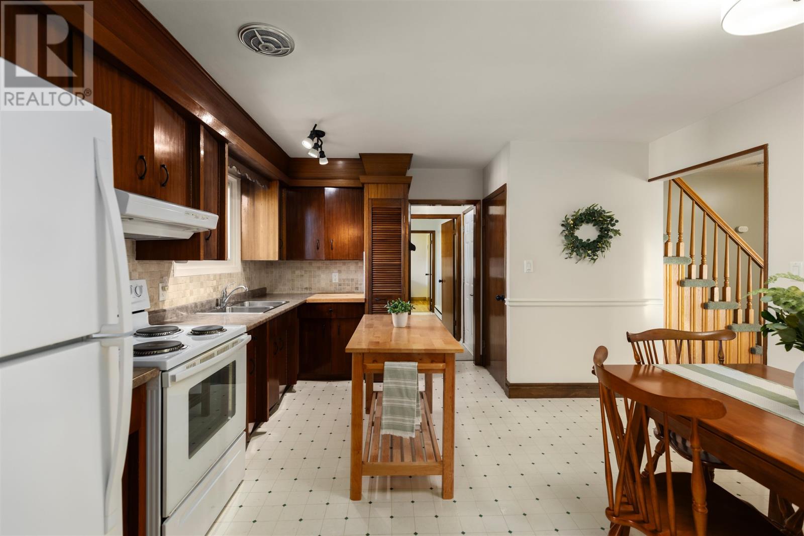 380 Sussex Rd, Sault Ste. Marie, Ontario P6C 2S6 - Photo 7 - SM253195