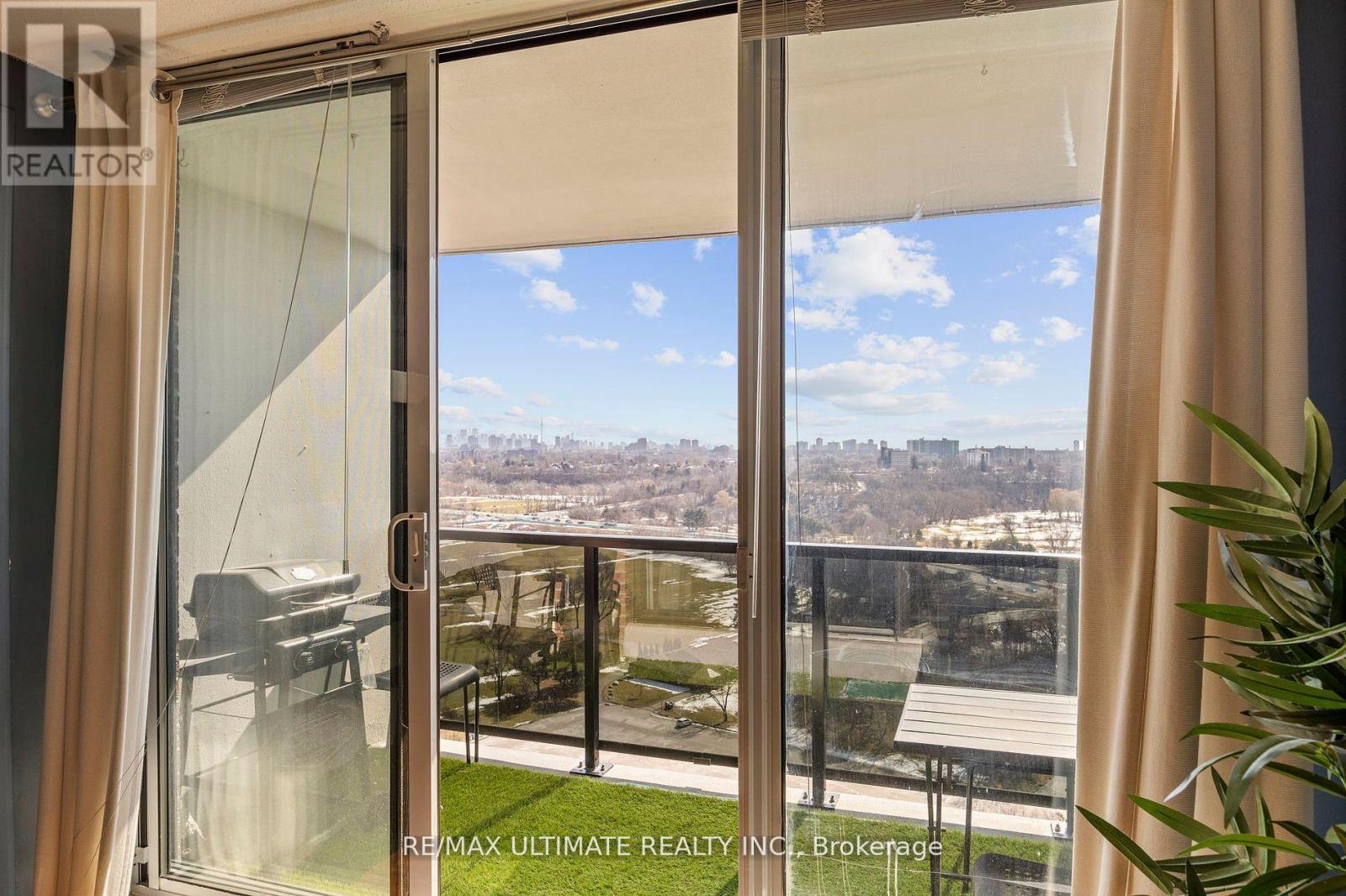 #1807 - 85 Emmett Avenue S, Toronto, Ontario  M6M 5A2 - Photo 14 - W12475570