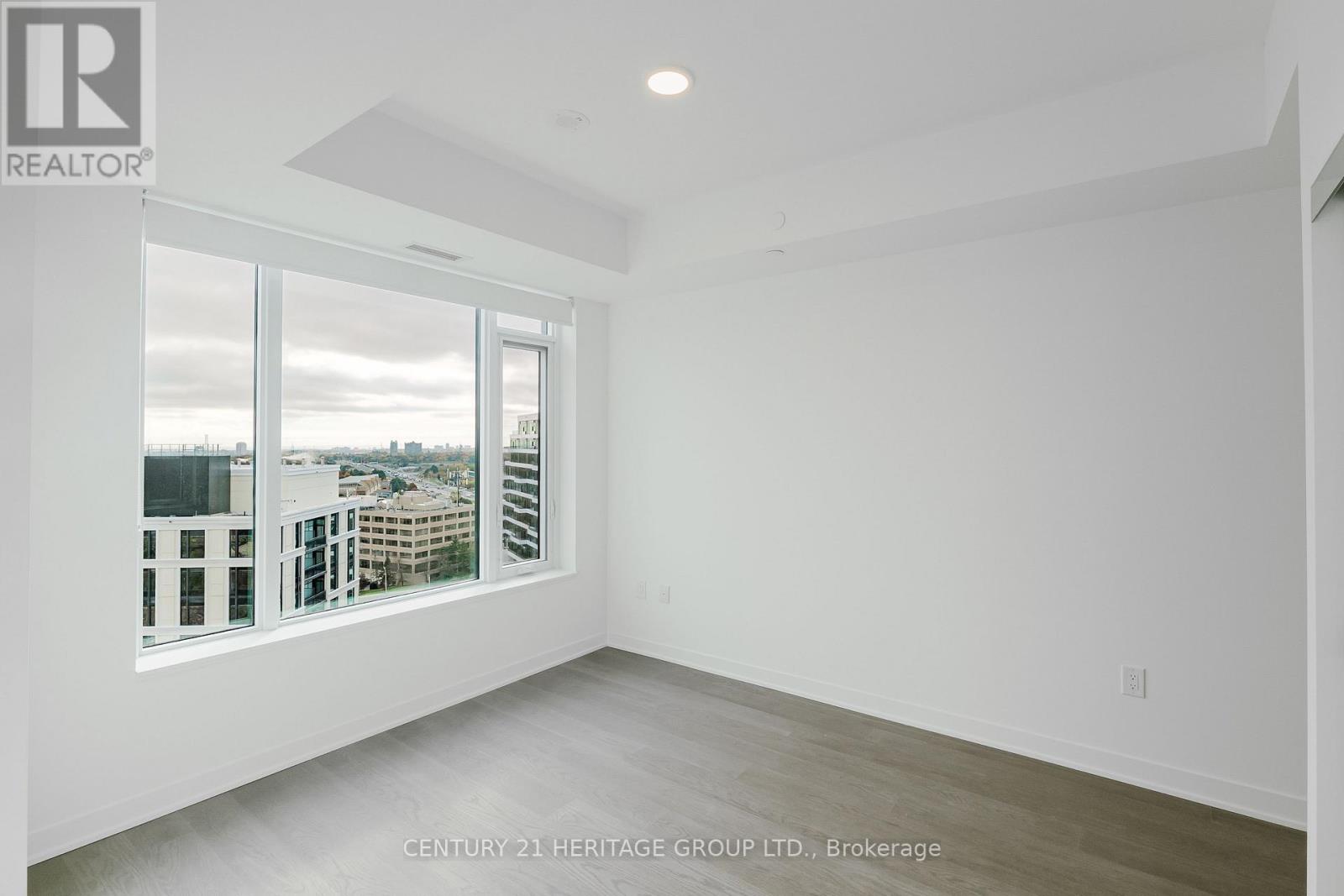 1411 - 2495 Eglinton Avenue W, Mississauga, Ontario  L5M 2T2 - Photo 6 - W12518858