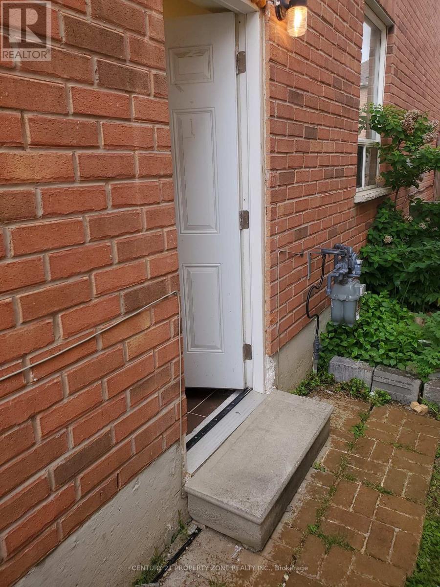 Basement - 84 Tideland Drive, Brampton, Ontario  L7A 2W1 - Photo 16 - W12518860