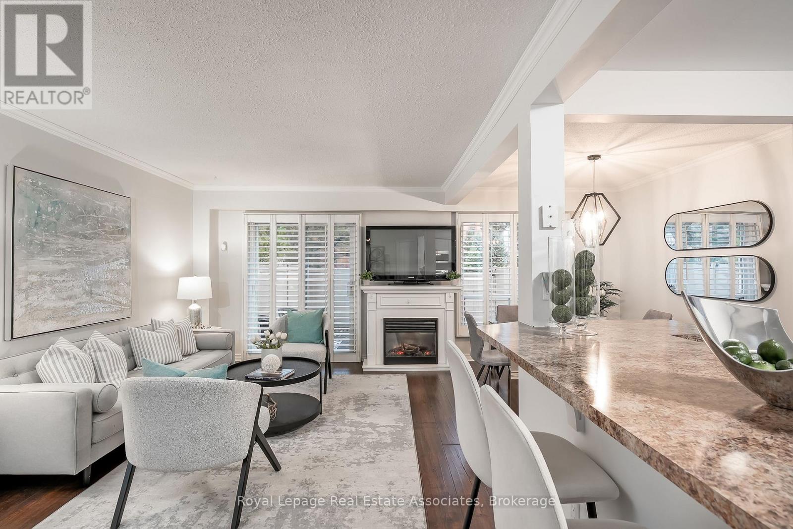 27 - 2617 Windwood Drive, Mississauga, Ontario  L5N 2K6 - Photo 4 - W12518862