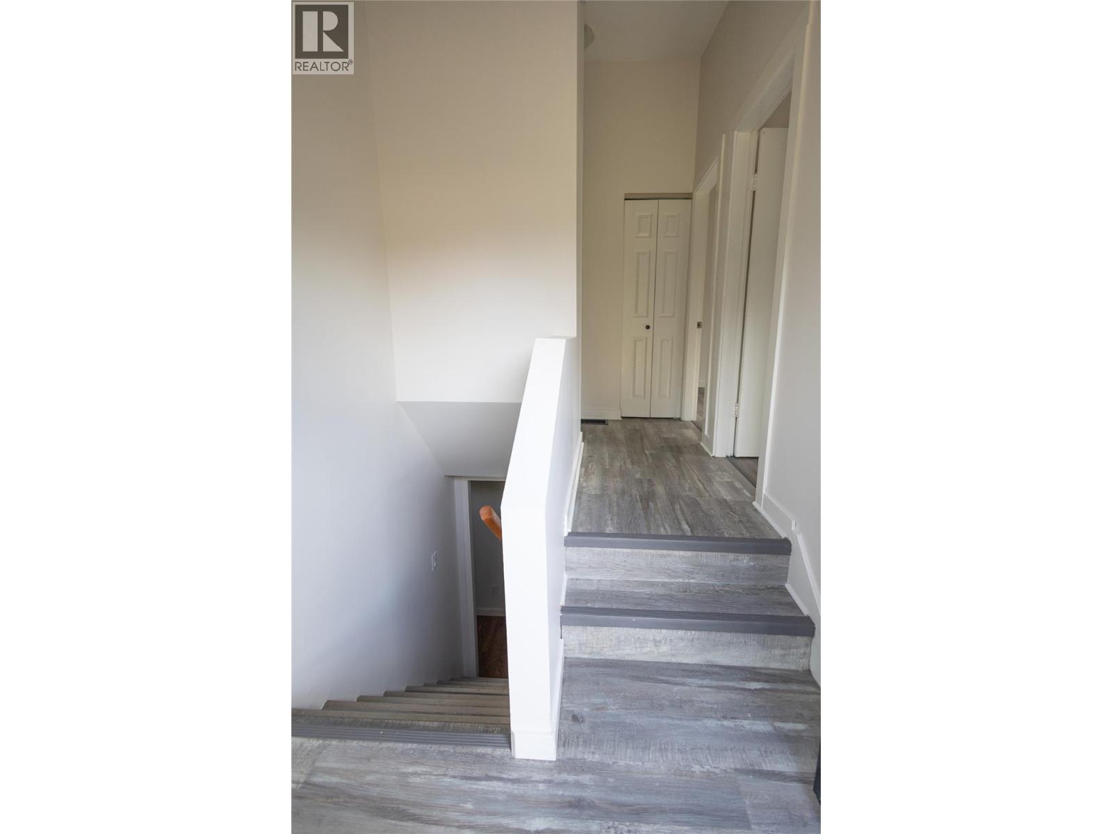 11309 Coldstream Creek Road, Coldstream, British Columbia  V1B 1E1 - Photo 19 - 10365428