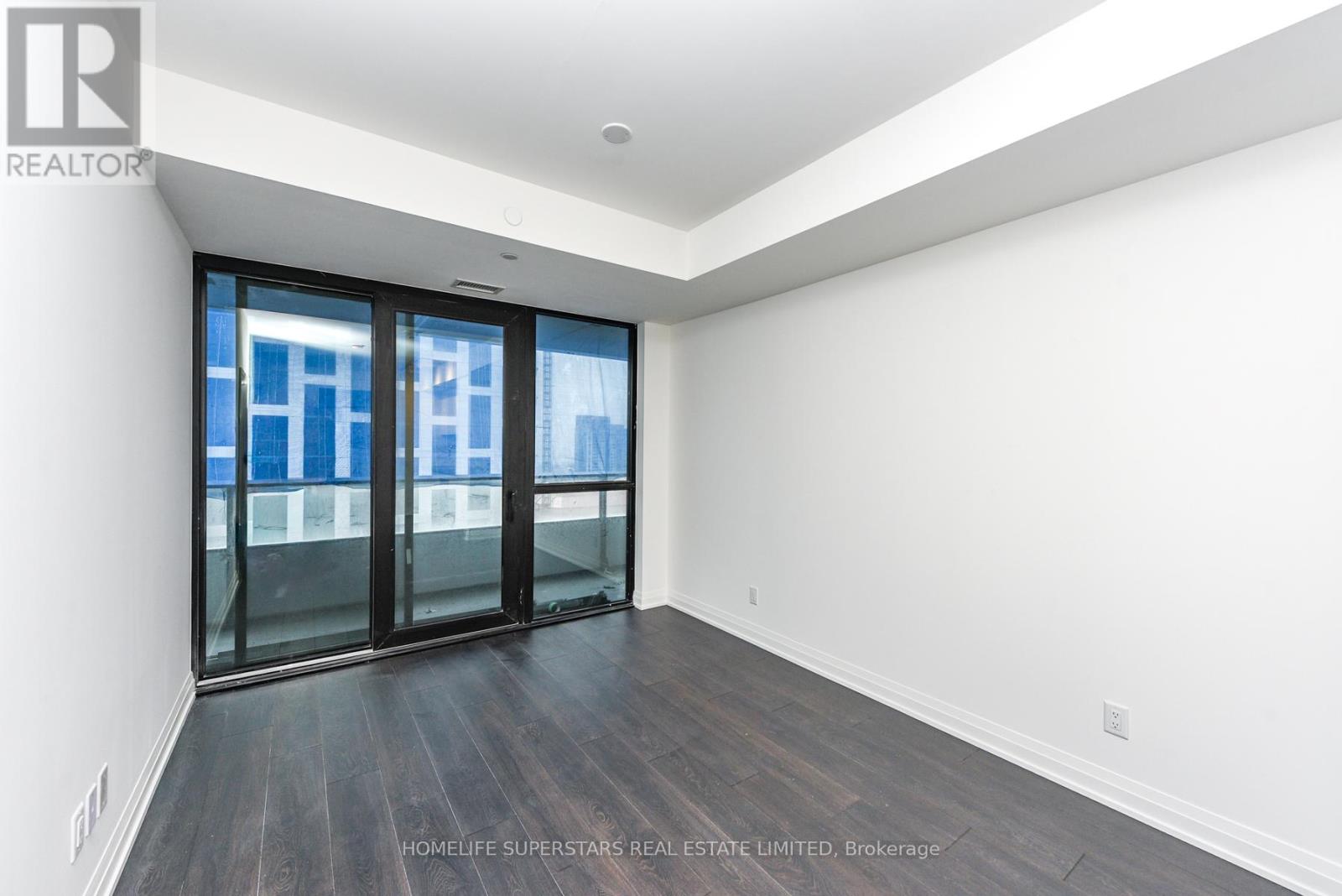 2411 - 4015 The Exchange W, Mississauga, Ontario  L5B 0N9 - Photo 10 - W12518888