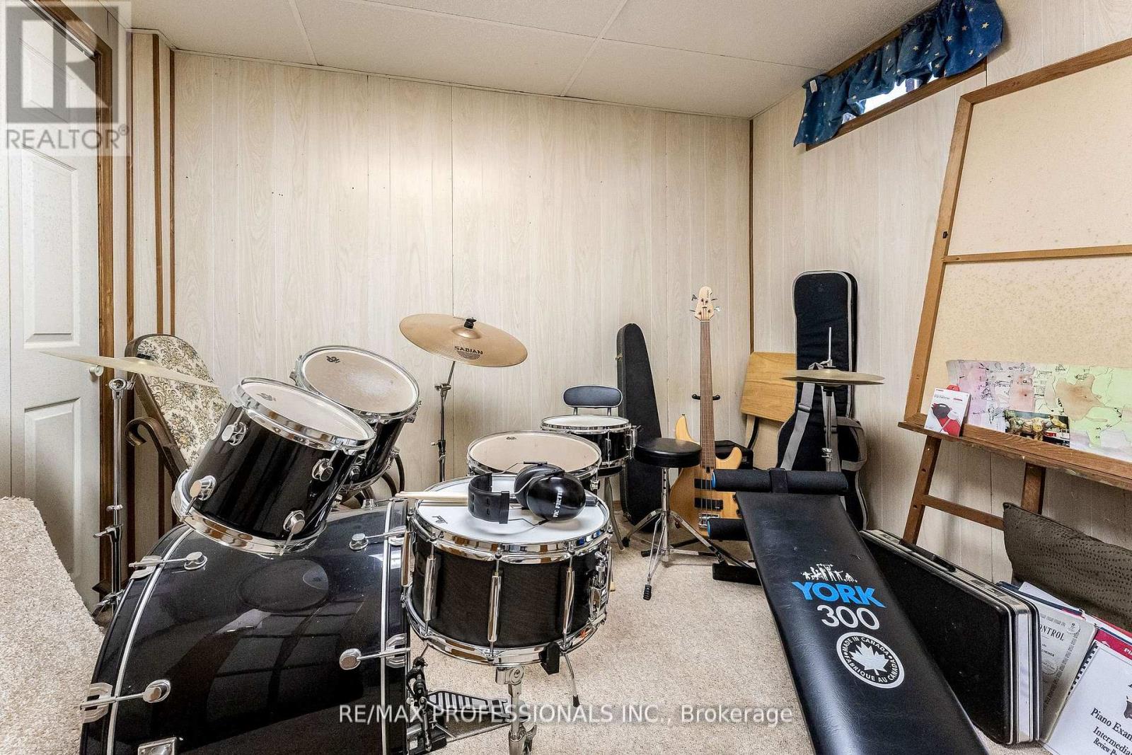 65 Hickorybush Avenue, Brampton, Ontario  L6R 1C8 - Photo 42 - W12518978