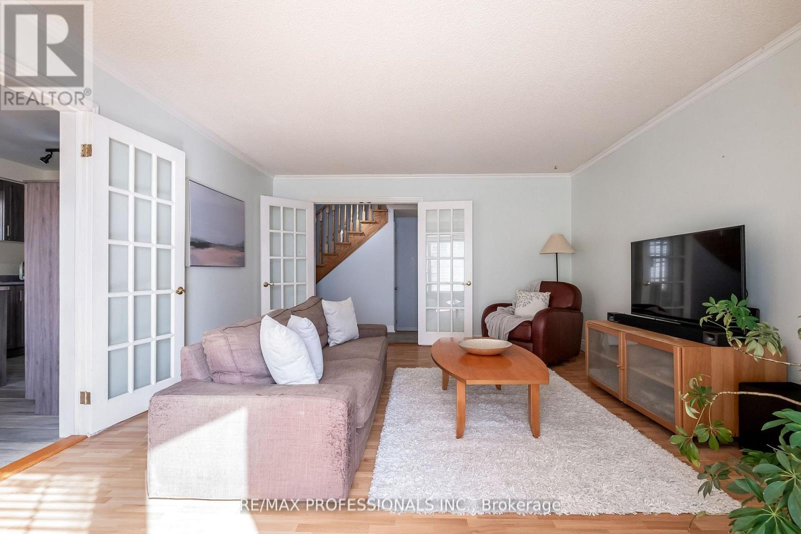 65 Hickorybush Avenue, Brampton, Ontario  L6R 1C8 - Photo 8 - W12518978