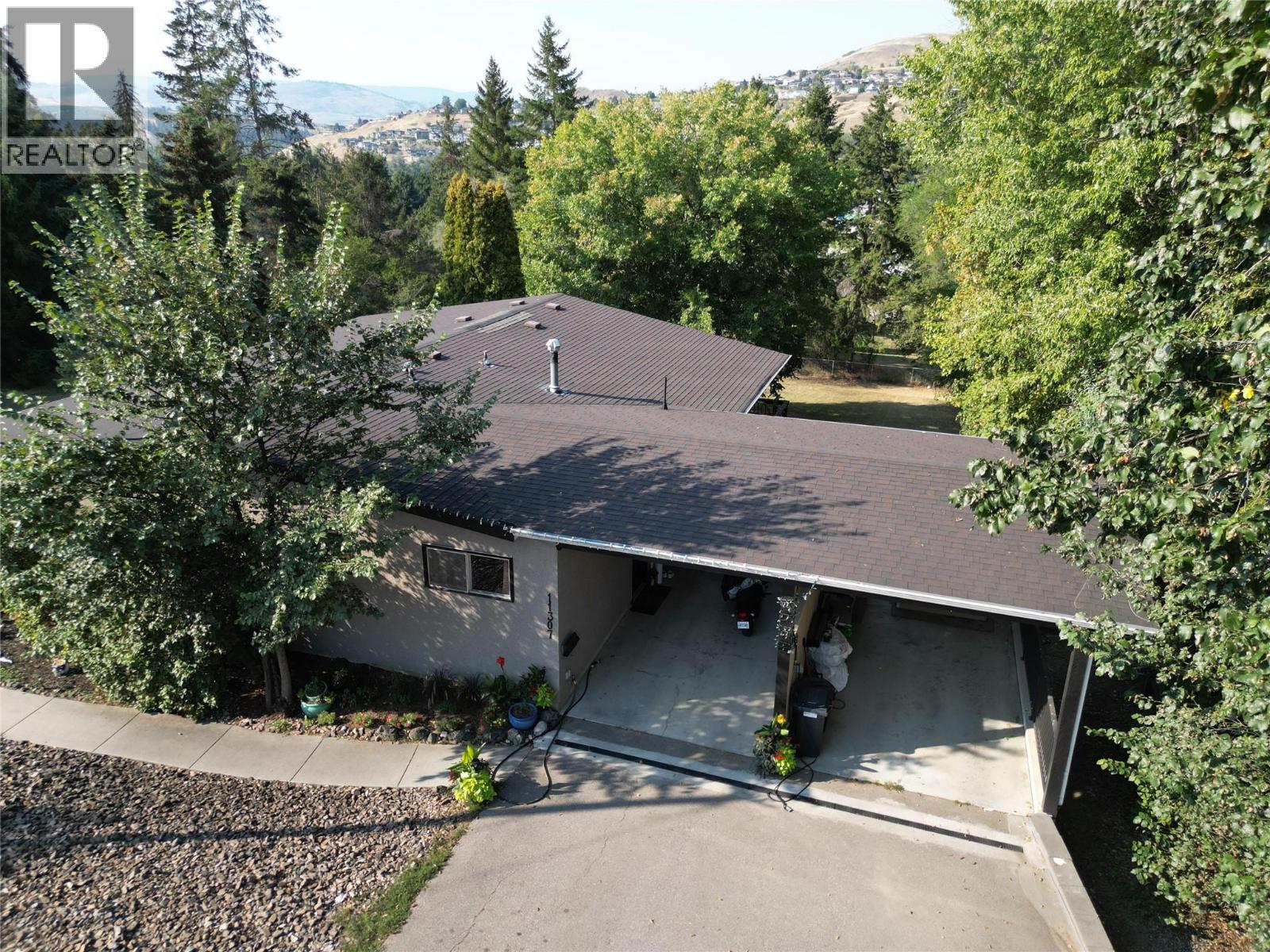 11309 Coldstream Creek Road, Coldstream, British Columbia  V1B 1E1 - Photo 6 - 10365428