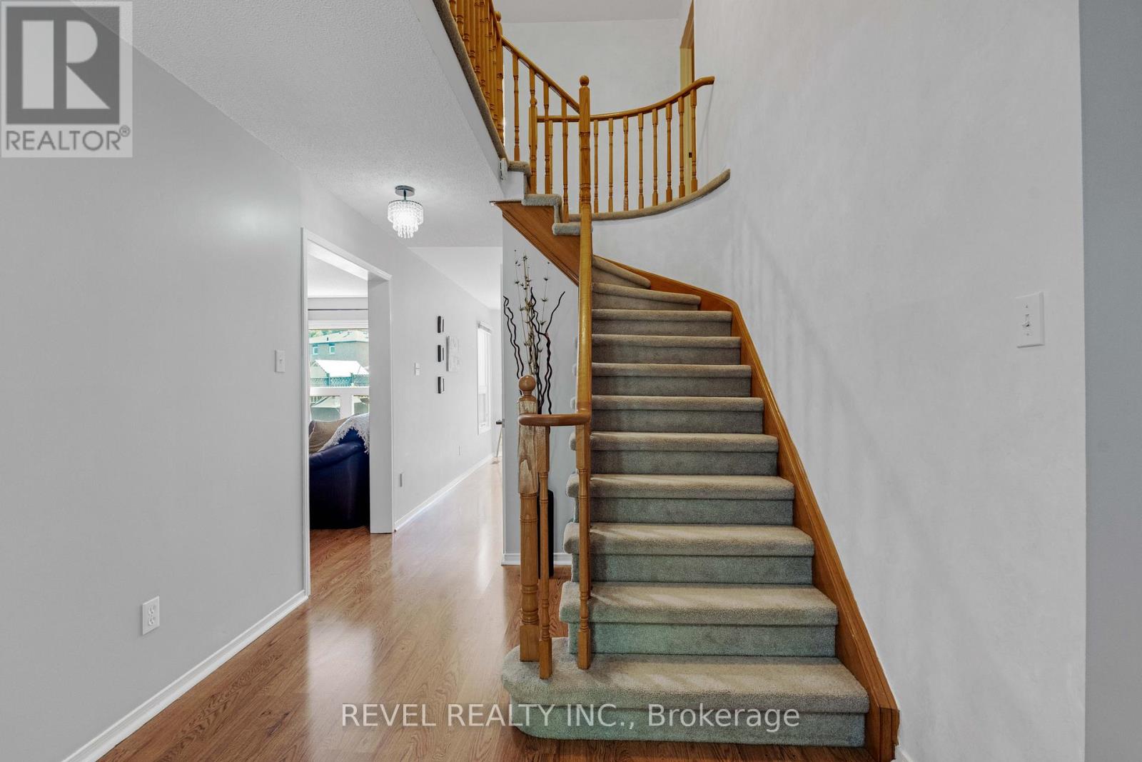 42 Deer Valley Drive, Caledon, Ontario  L7E 2E5 - Photo 14 - W12518994