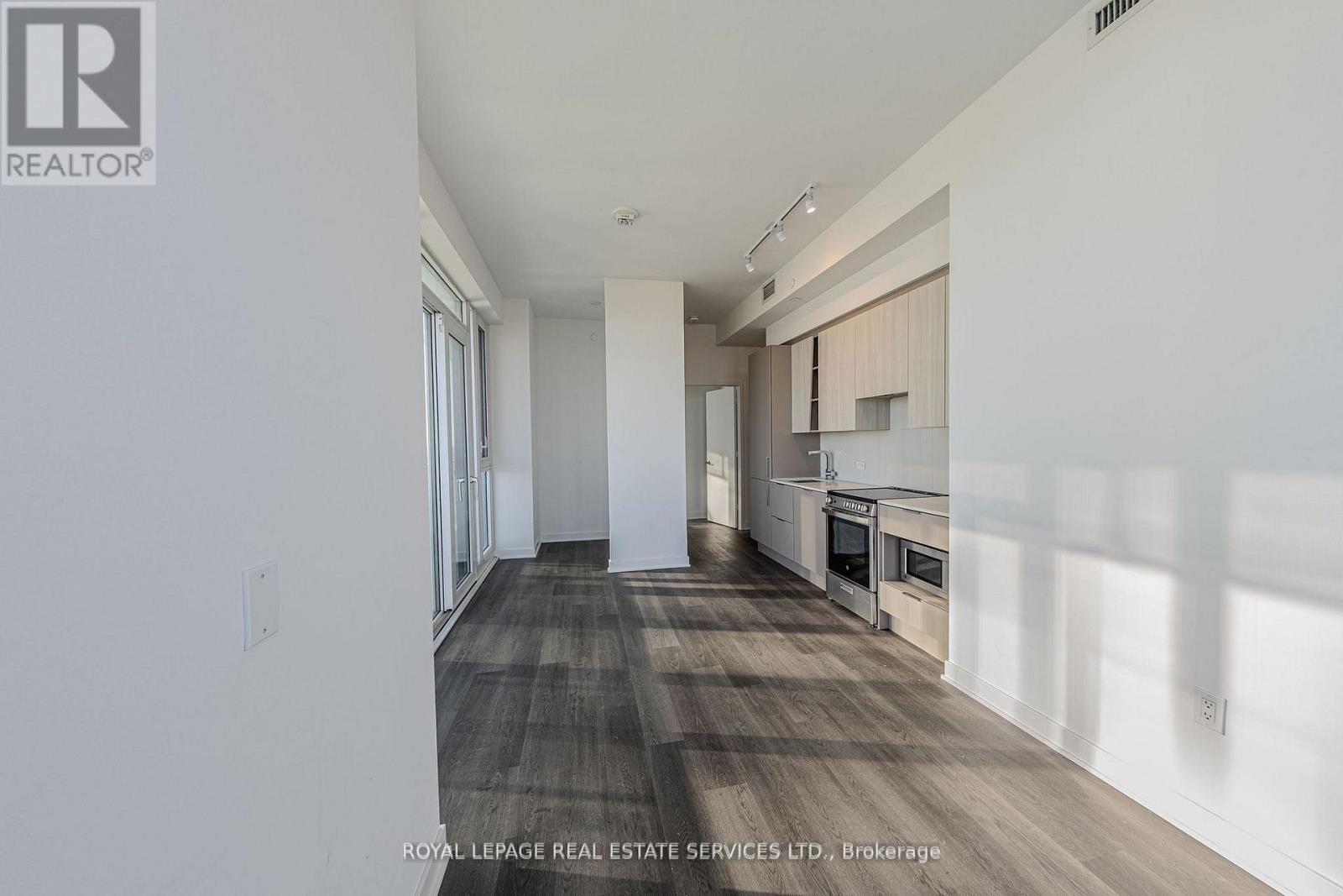 4203 - 3900 Confederation Parkway, Mississauga, Ontario  L5B 0M3 - Photo 13 - W12518996