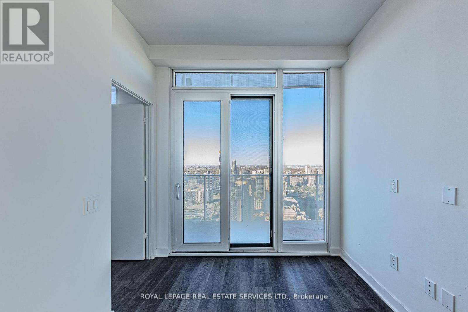 4203 - 3900 Confederation Parkway, Mississauga, Ontario  L5B 0M3 - Photo 23 - W12518996