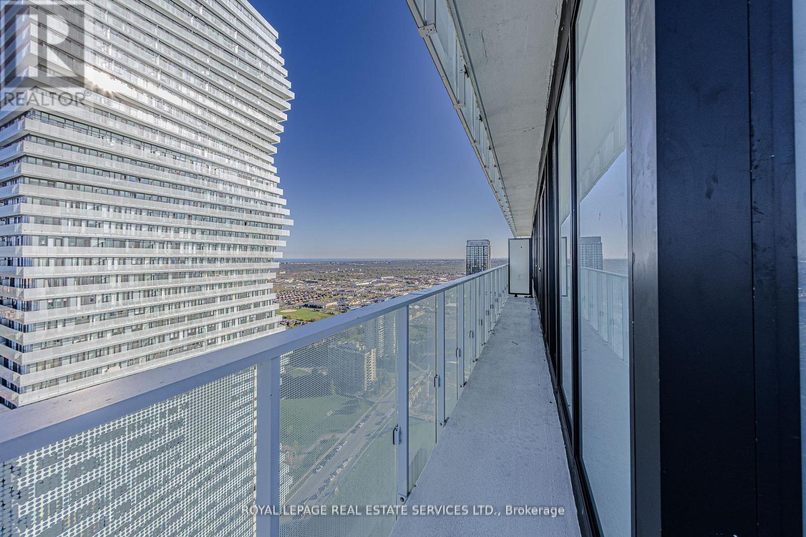 4203 - 3900 Confederation Parkway, Mississauga, Ontario  L5B 0M3 - Photo 30 - W12518996