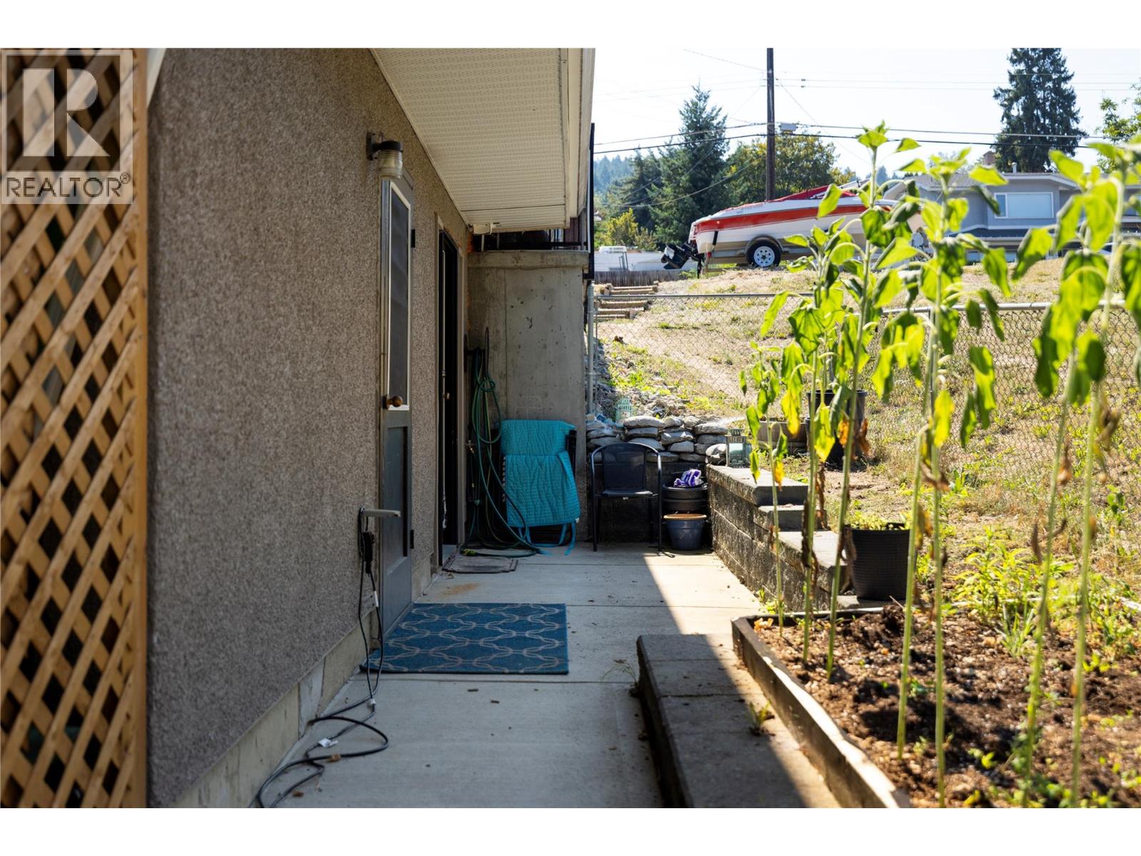 11309 Coldstream Creek Road, Coldstream, British Columbia  V1B 1E1 - Photo 39 - 10365428