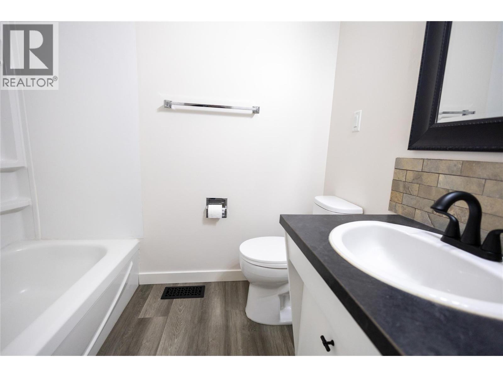 11309 Coldstream Creek Road, Coldstream, British Columbia  V1B 1E1 - Photo 30 - 10365428