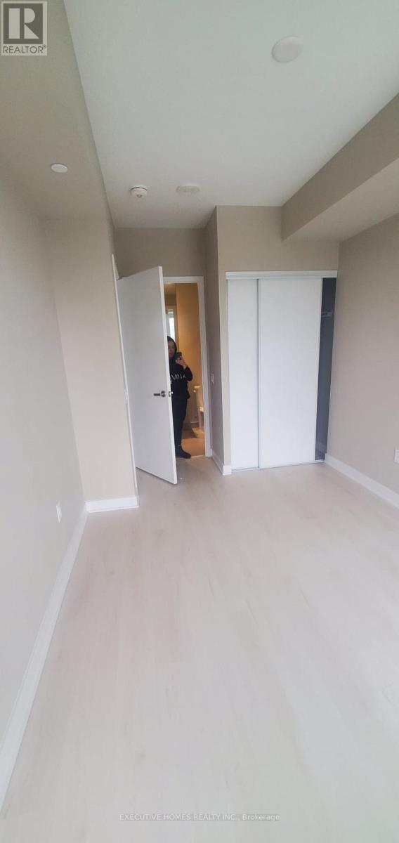 801 - 3900 Confederation Parkway, Mississauga, Ontario  L5B 4M6 - Photo 12 - W12519000