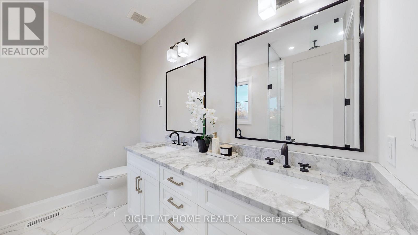 333 Silvana Crescent, Burlington, Ontario  L7L 2X5 - Photo 20 - W12519010