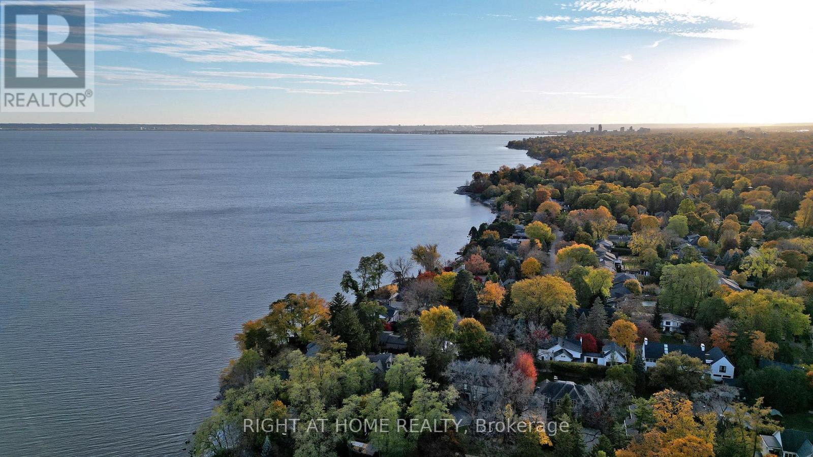 333 Silvana Crescent, Burlington, Ontario  L7L 2X5 - Photo 41 - W12519010