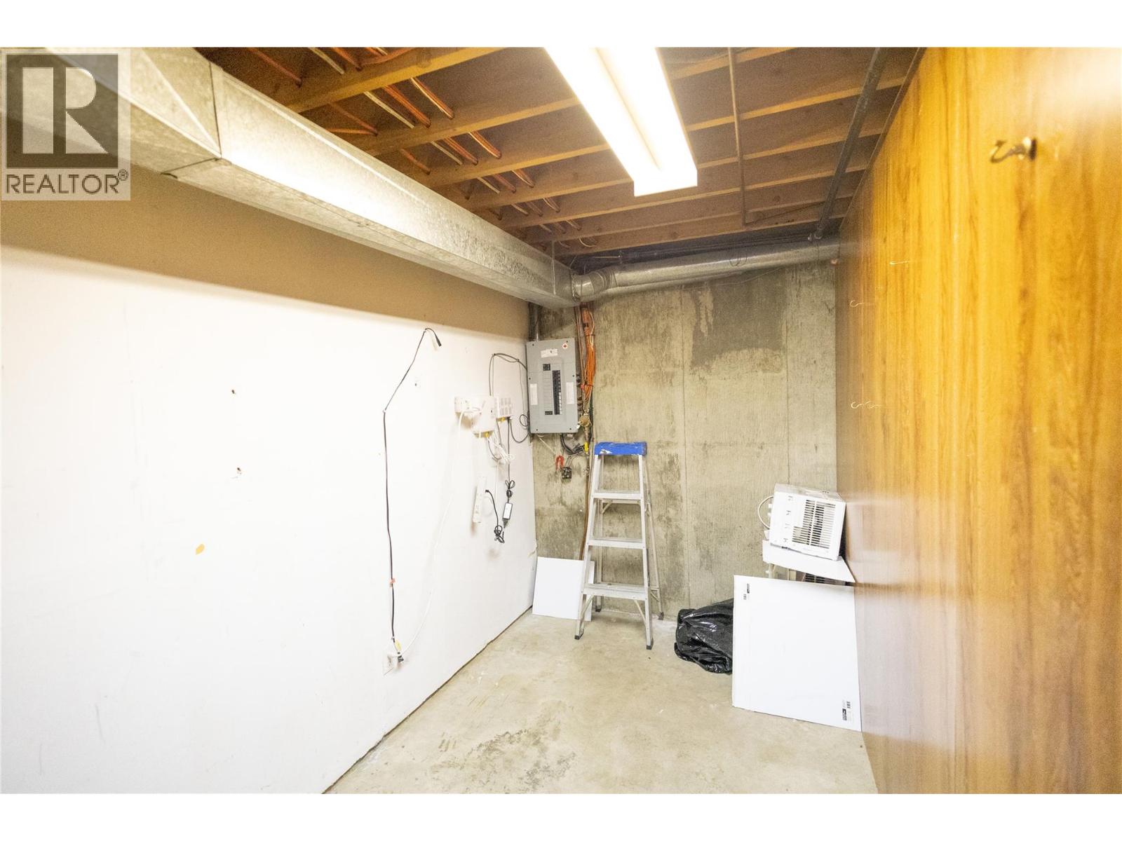 11309 Coldstream Creek Road, Coldstream, British Columbia  V1B 1E1 - Photo 41 - 10365428