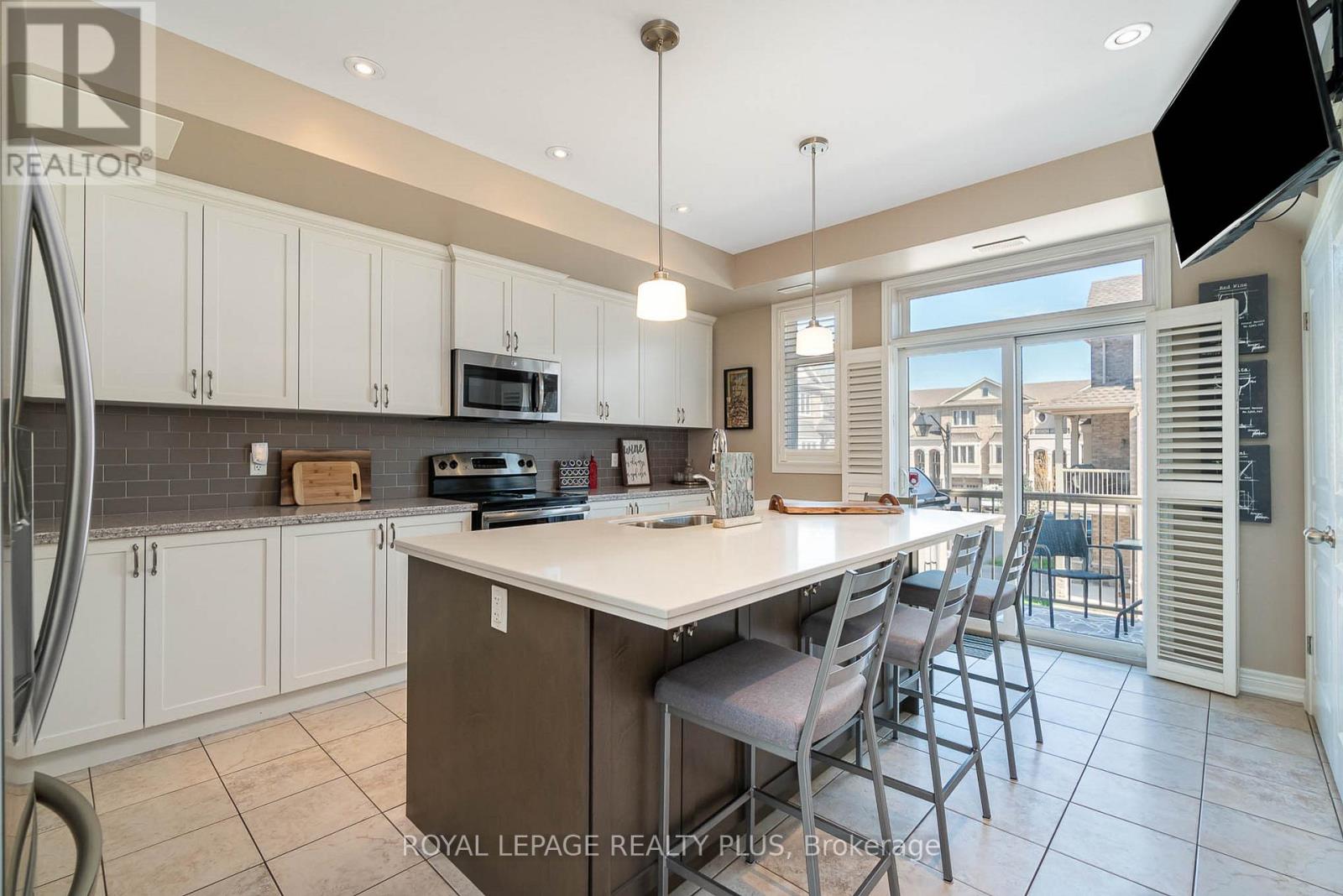 28 - 4143 Palermo Common, Burlington, Ontario  L7L 0G7 - Photo 16 - W12519012