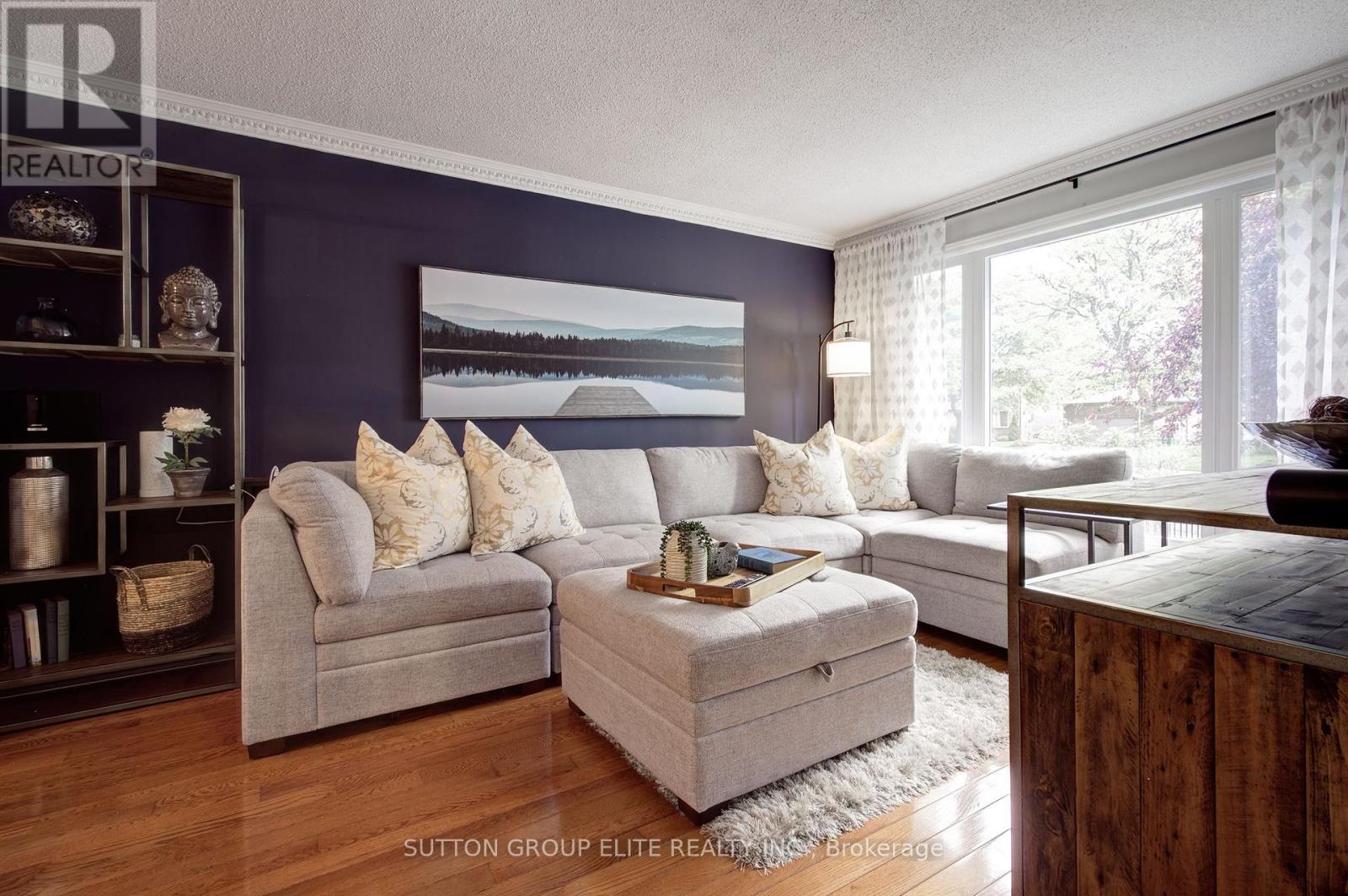 411 The Thicket, Mississauga, Ontario  L5G 4P6 - Photo 10 - W12519018