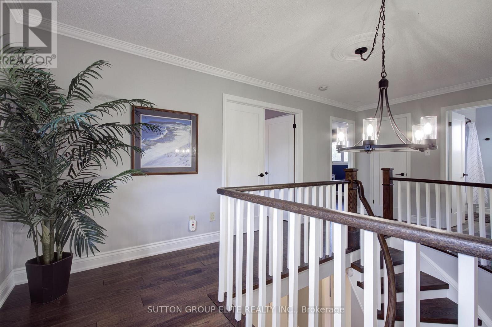 411 The Thicket, Mississauga, Ontario  L5G 4P6 - Photo 24 - W12519018