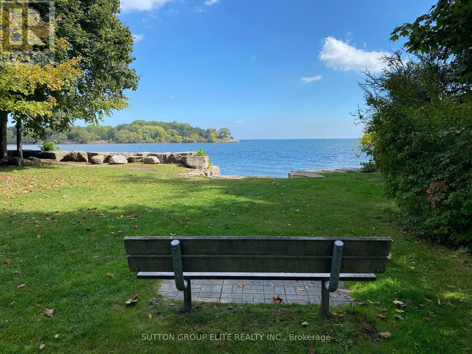 411 The Thicket, Mississauga, Ontario  L5G 4P6 - Photo 43 - W12519018