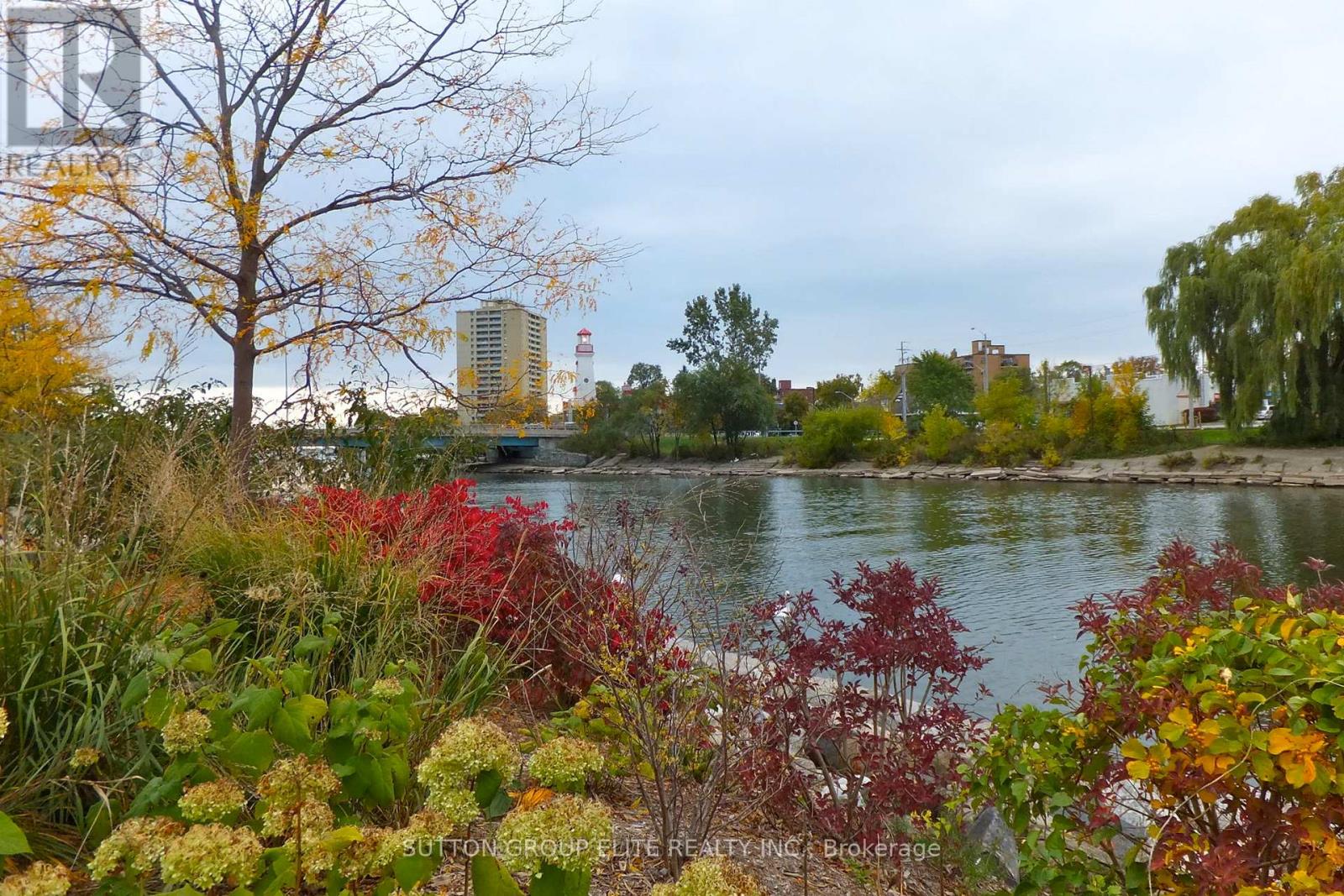 411 The Thicket, Mississauga, Ontario  L5G 4P6 - Photo 48 - W12519018