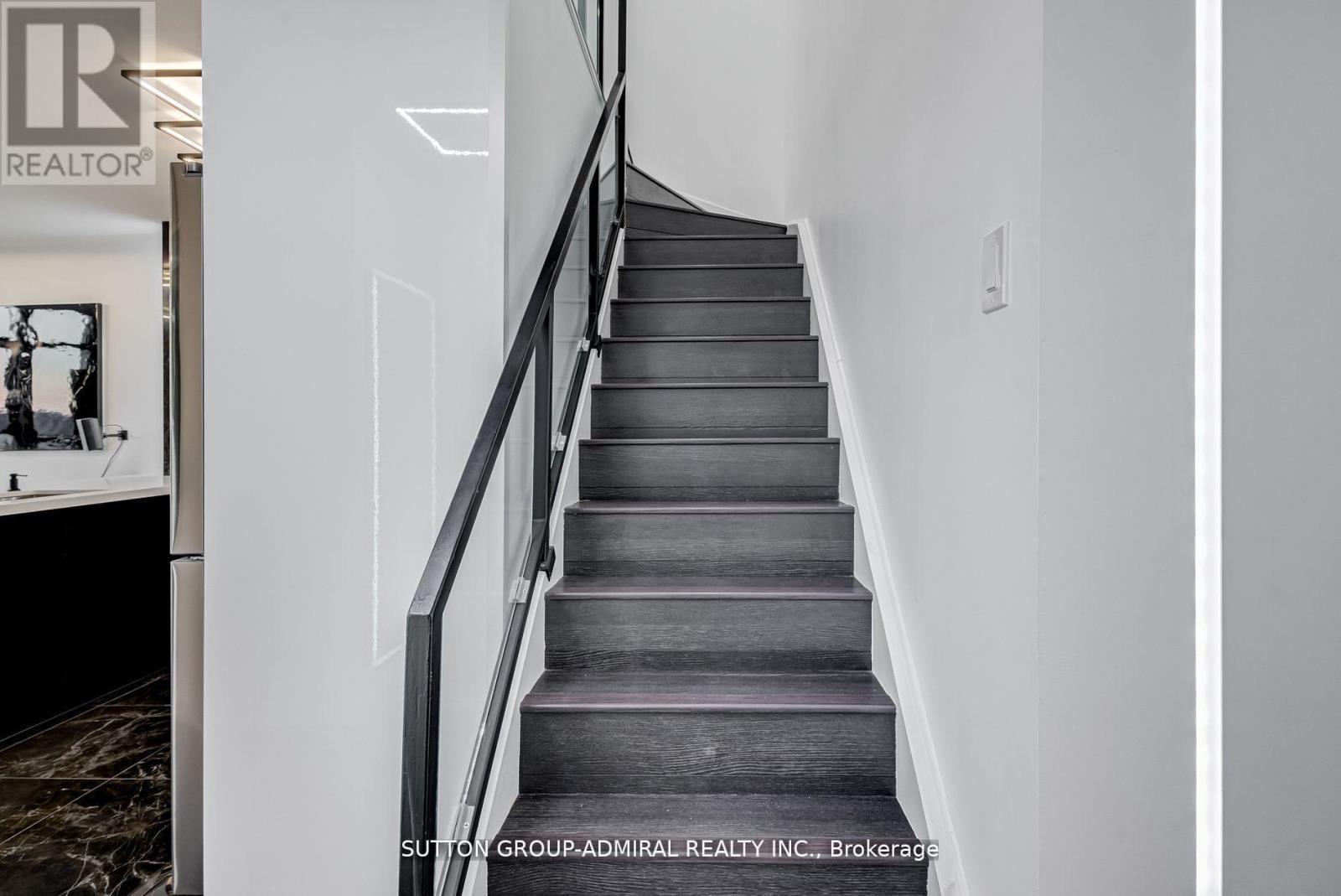 527 - 200 Manitoba Street, Toronto, Ontario  M8Y 3Y9 - Photo 12 - W12519062