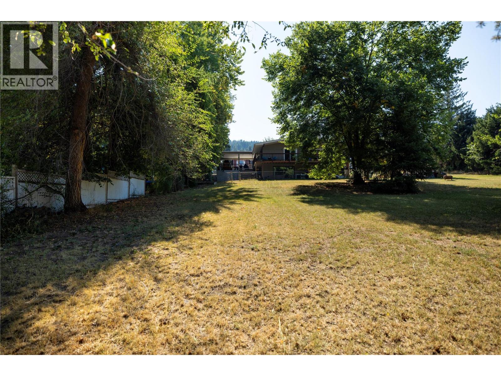 11309 Coldstream Creek Road, Coldstream, British Columbia  V1B 1E1 - Photo 12 - 10365428