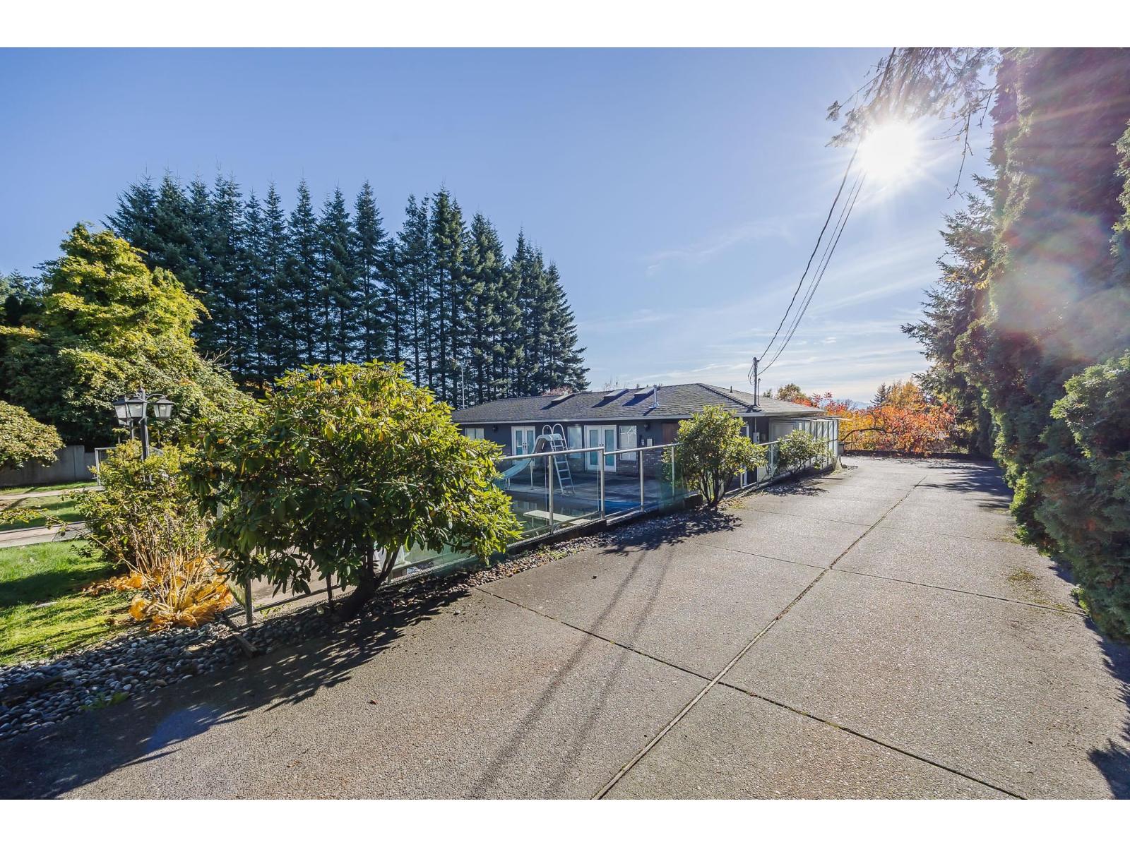 32826 Best Avenue, Mission, British Columbia V2V 2S8 - Photo 3 - R3065181