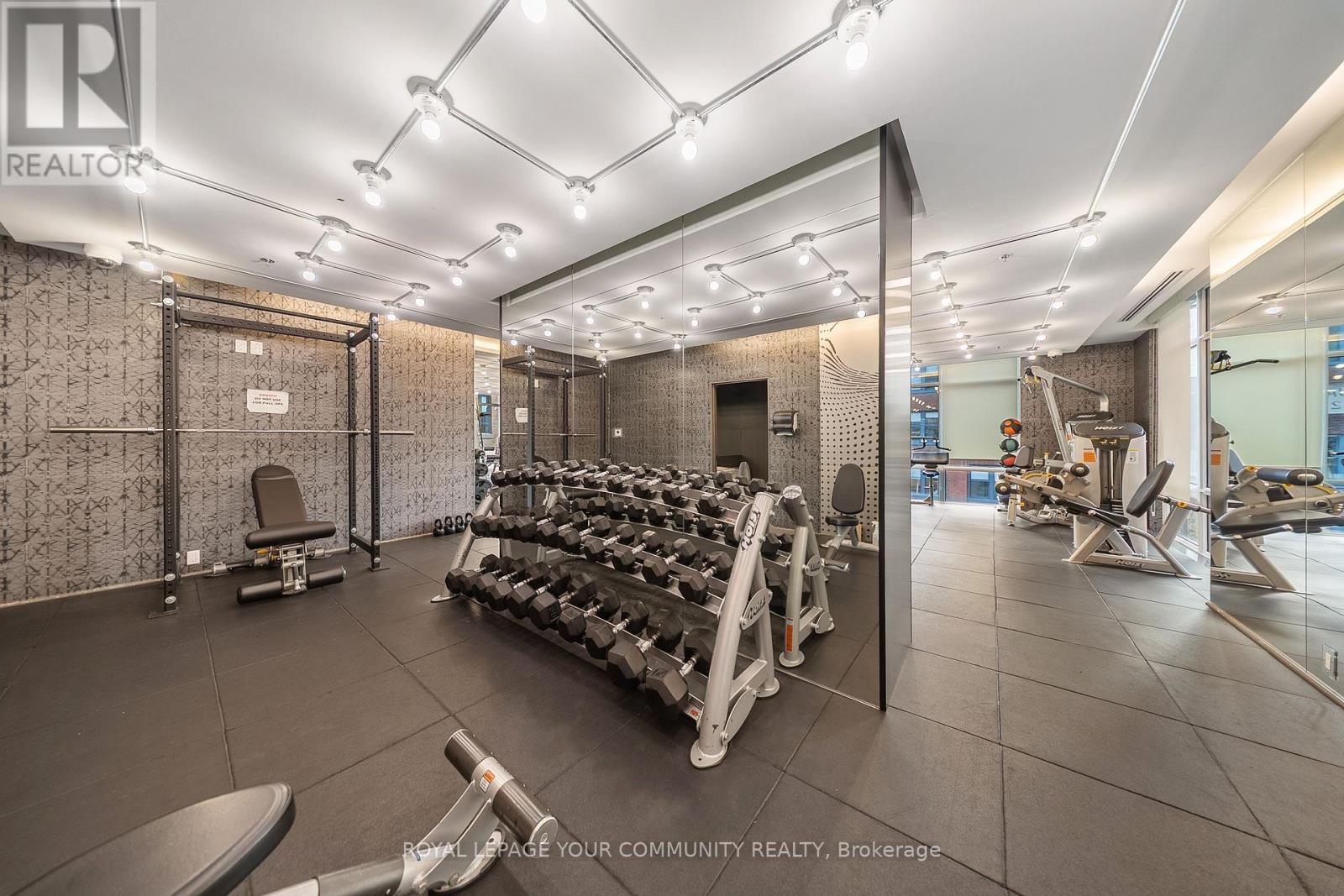 1602 - 30 Nelson Street, Toronto, Ontario M5V 0H5 - Photo 11 - C12514180