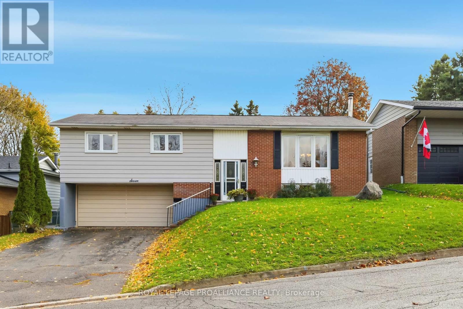 7 CENTENNIAL DRIVE, Port Hope, Ontario