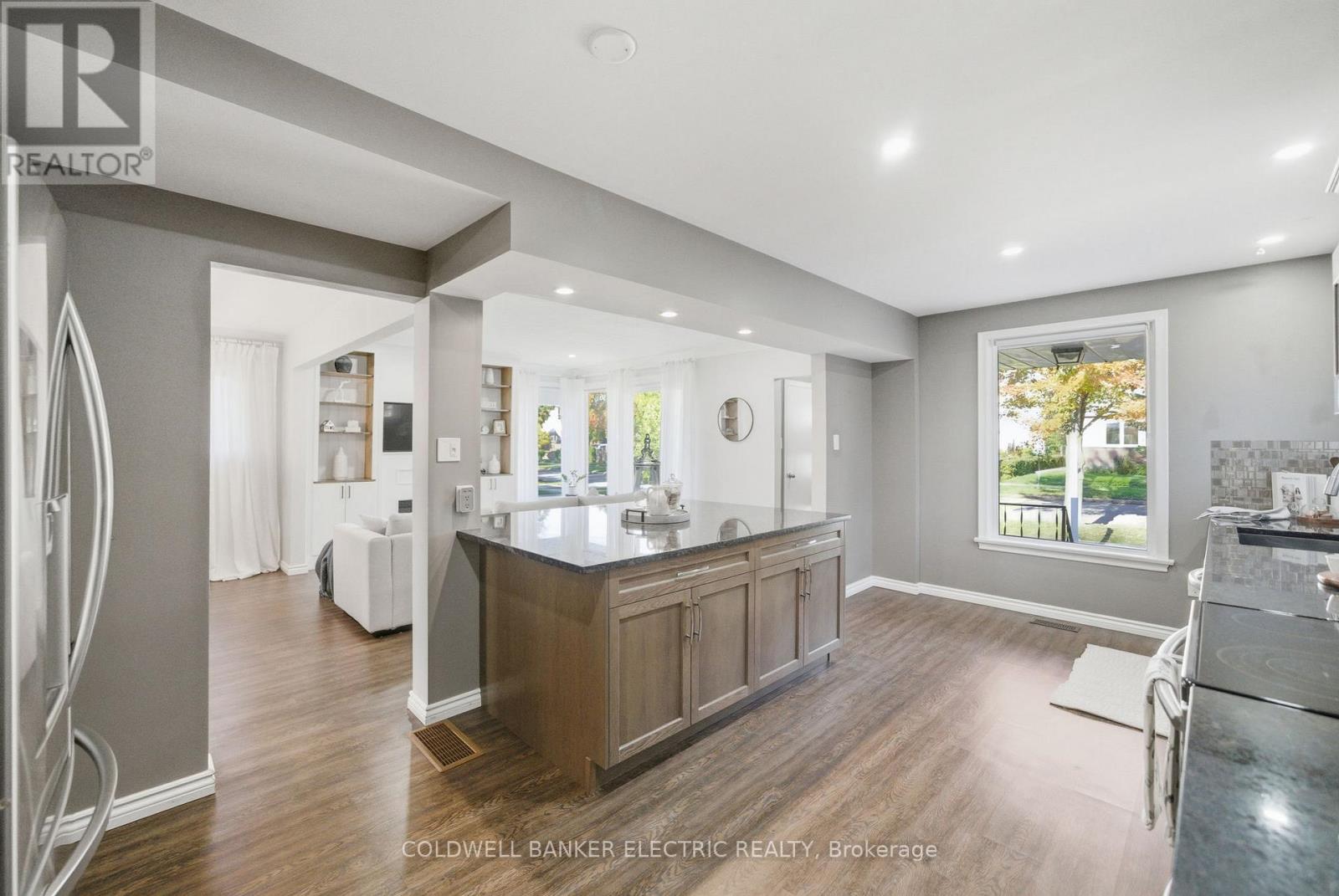 193 Benson Avenue, Peterborough, Ontario  K9H 5Y6 - Photo 7 - X12519128