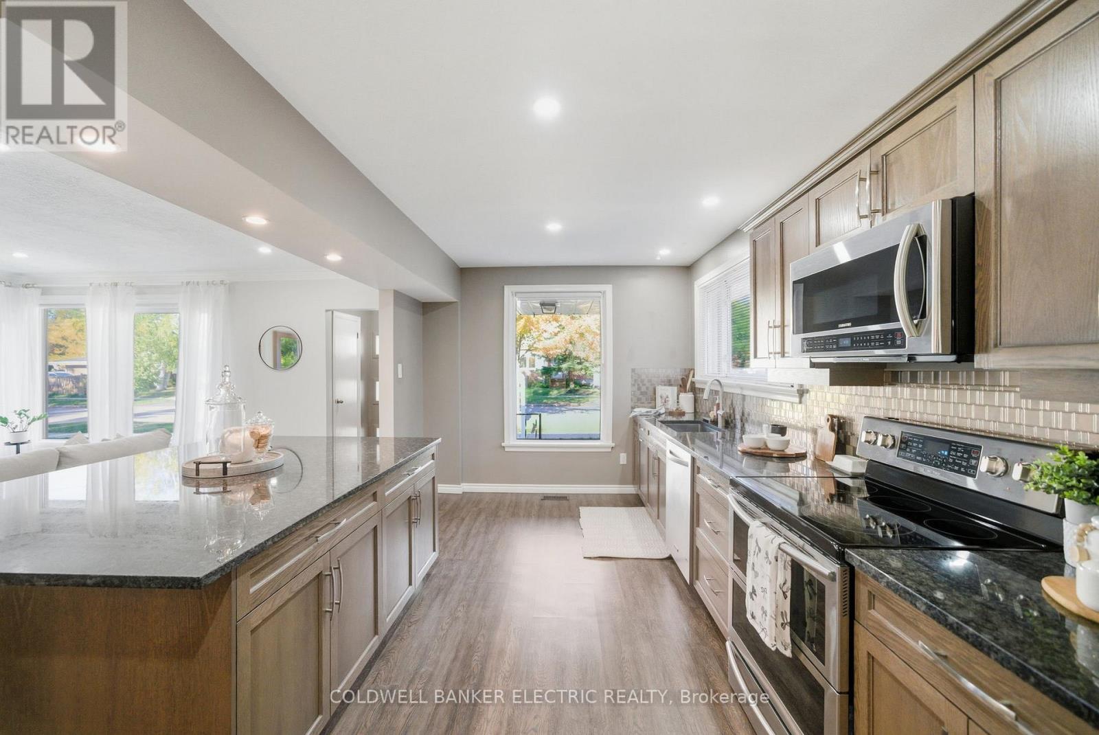 193 Benson Avenue, Peterborough, Ontario  K9H 5Y6 - Photo 8 - X12519128