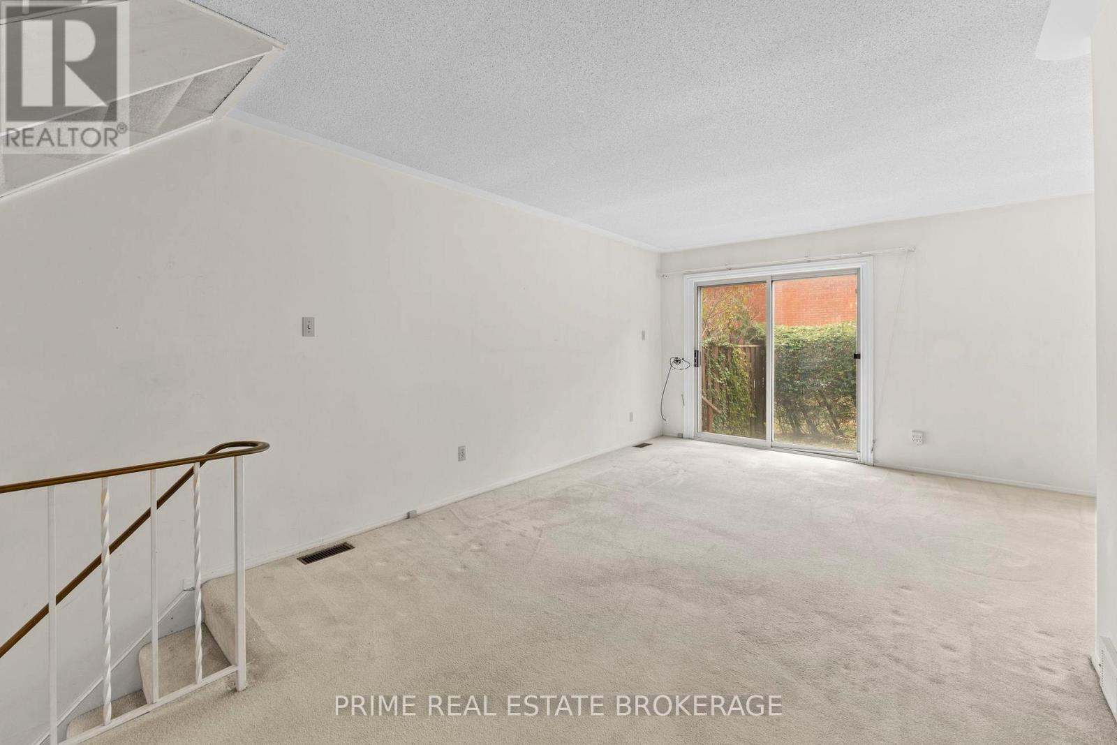 414 Wilkins Street, London South, Ontario  N6C 5B2 - Photo 11 - X12519112