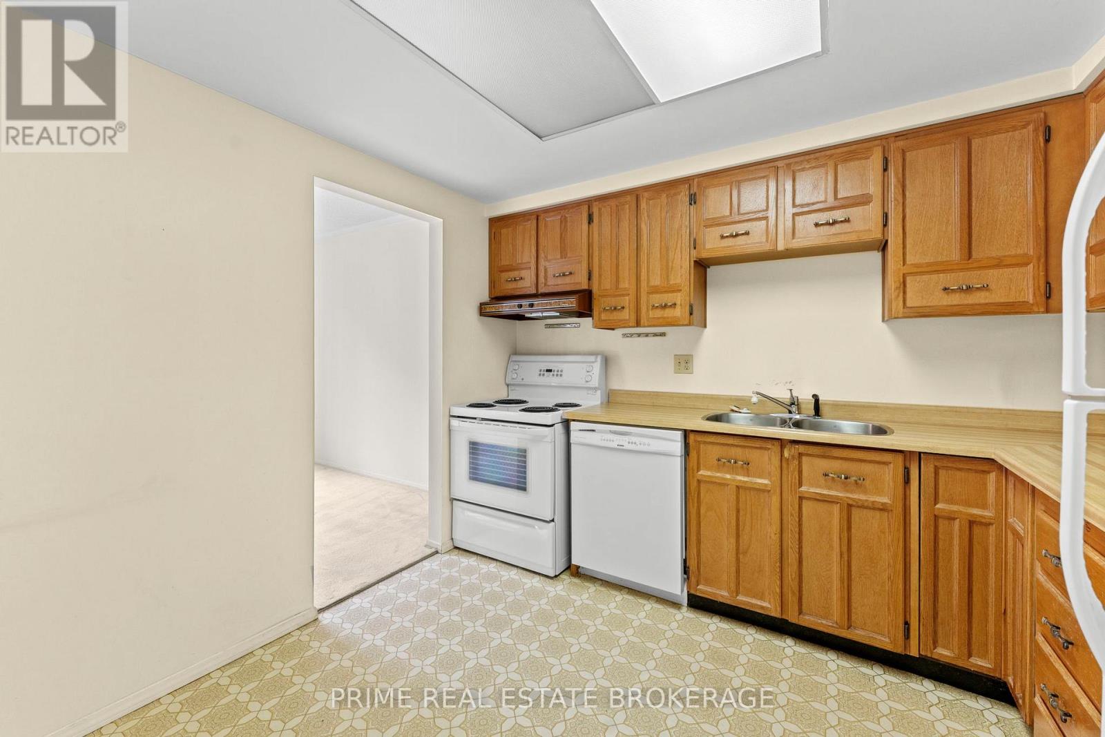 414 Wilkins Street, London South, Ontario  N6C 5B2 - Photo 15 - X12519112