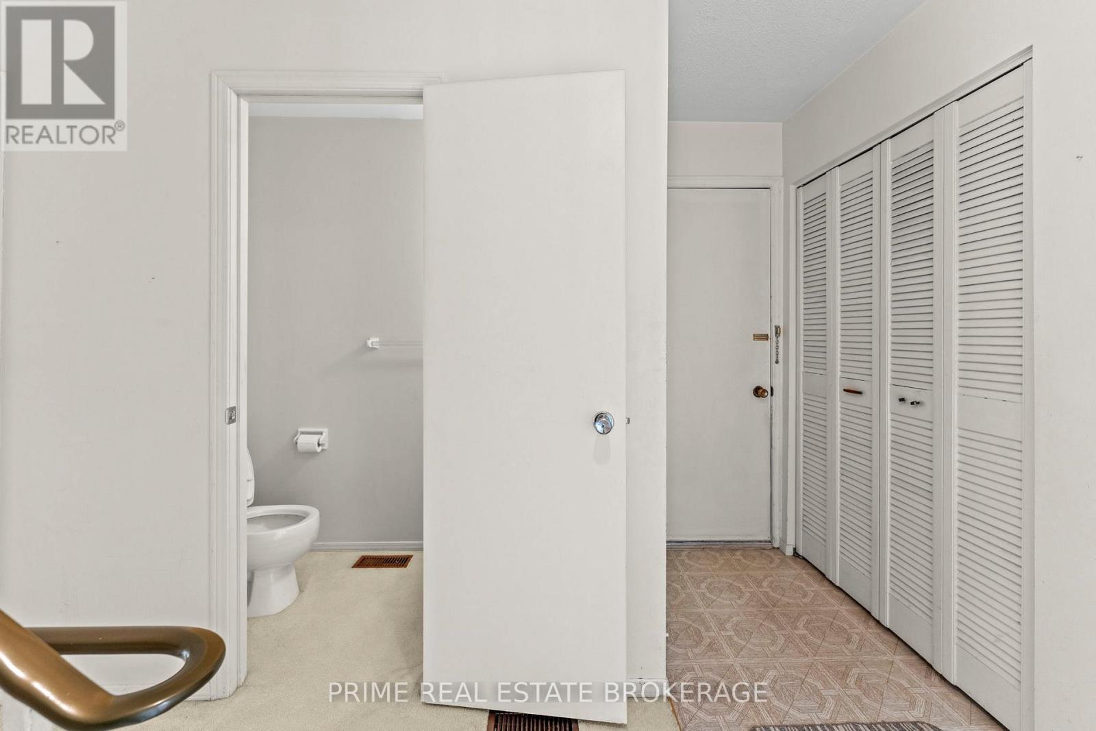 414 Wilkins Street, London South, Ontario  N6C 5B2 - Photo 7 - X12519112