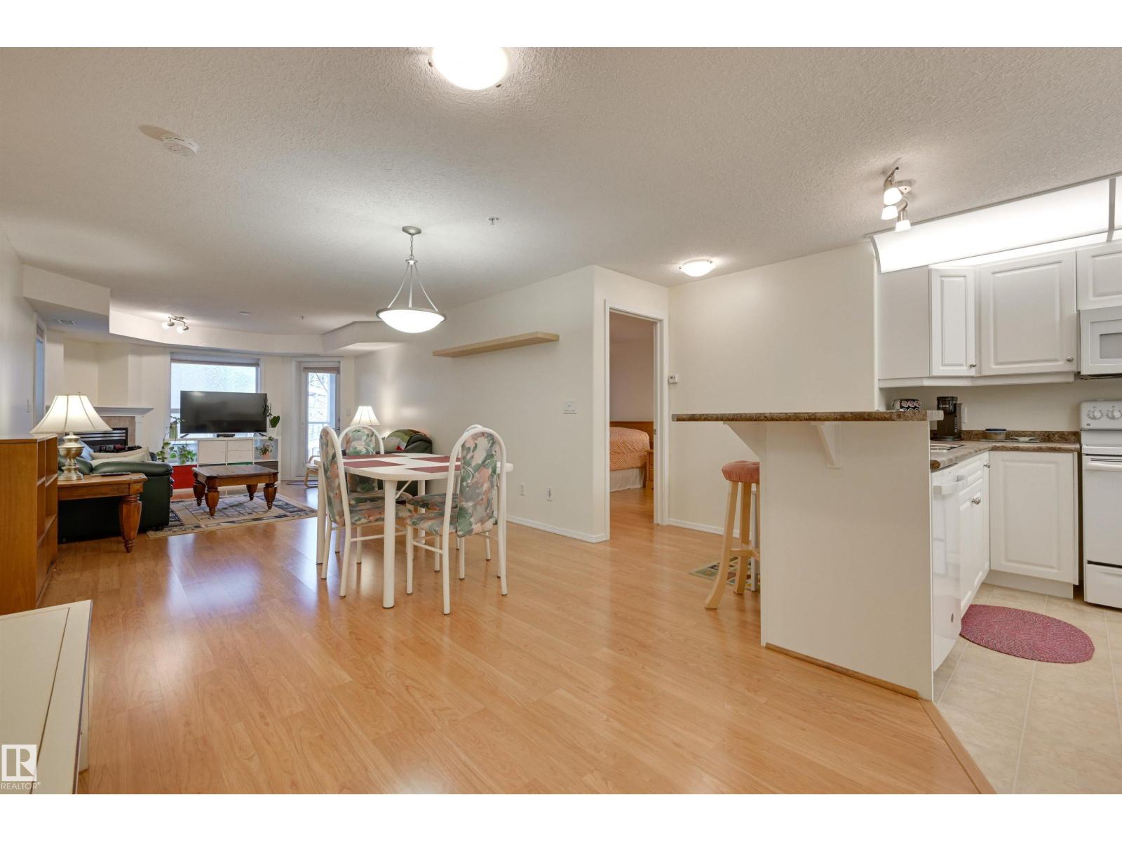 #336 9008 99 Av Nw, Edmonton, Alberta  T5H 4M6 - Photo 2 - E4464968