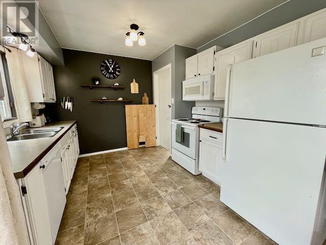 123 Wabigoon Dr, Dryden, Ontario  P8N 1W4 - Photo 3 - TB253422