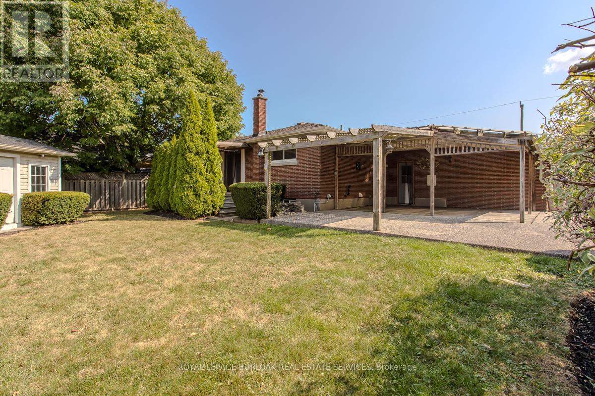 407 Murray Street, Grimsby, Ontario  L3M 3P5 - Photo 10 - X12518810