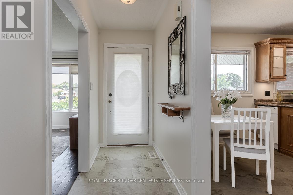 407 Murray Street, Grimsby, Ontario  L3M 3P5 - Photo 18 - X12518810