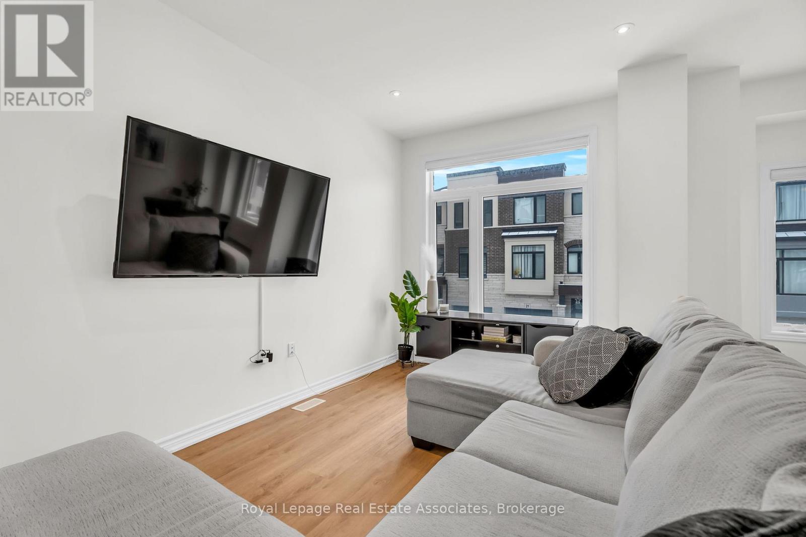 49 - 314 Equestrian Way, Cambridge, Ontario  N3E 0E4 - Photo 21 - X12518824