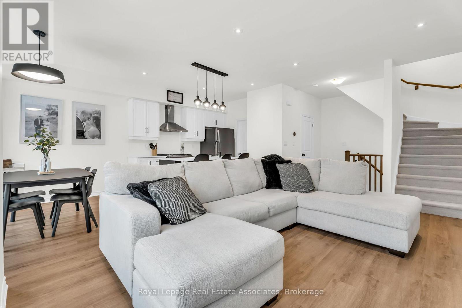 49 - 314 Equestrian Way, Cambridge, Ontario  N3E 0E4 - Photo 25 - X12518824