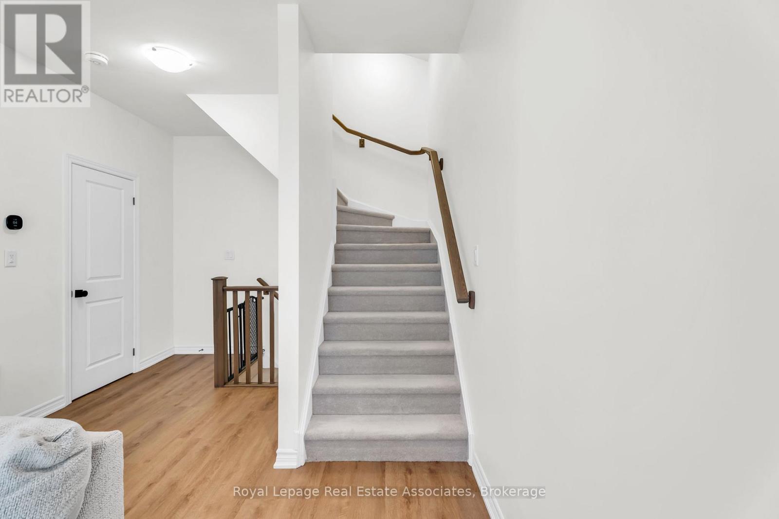 49 - 314 Equestrian Way, Cambridge, Ontario  N3E 0E4 - Photo 28 - X12518824