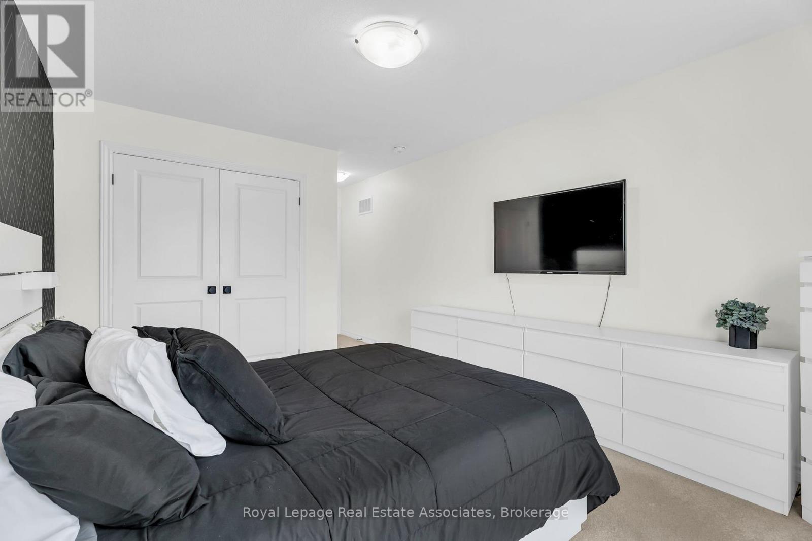 49 - 314 Equestrian Way, Cambridge, Ontario  N3E 0E4 - Photo 31 - X12518824