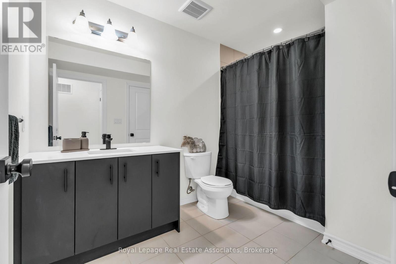 49 - 314 Equestrian Way, Cambridge, Ontario  N3E 0E4 - Photo 33 - X12518824